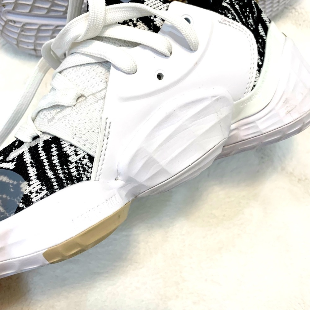 ADIDAS BASKETBALL JAMES HARDEN VOL. 4 "COOKIES & CREAM" MEN sneakers Size 6,5 - Picture 11 of 16